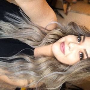 Meet your Posher, Cynthia